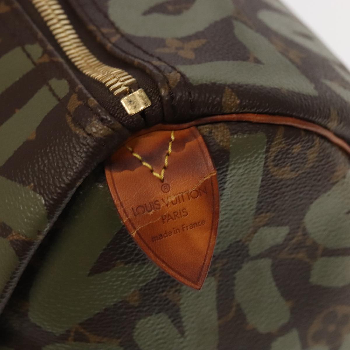 LOUIS VUITTON Monogram Graffiti Keepall 50 Boston Bag Khaki M92196 Auth 90286AV