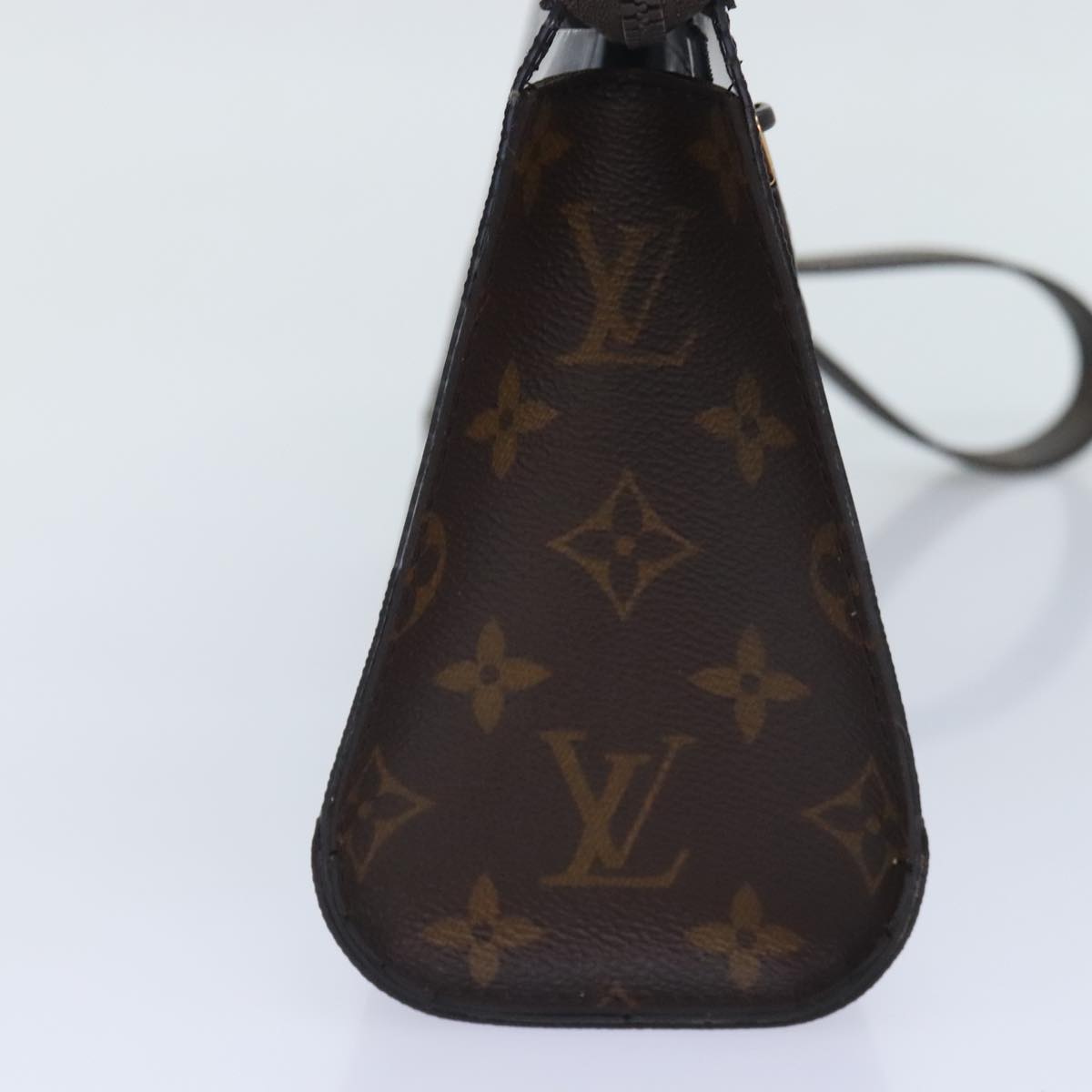 LOUIS VUITTON Monogram Chess Stand Pouch M81588 LV Auth 90498SM