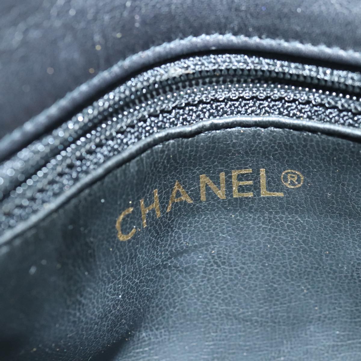 CHANEL Bicolore Chain Waist bag Leather Black Gold CC Auth 90785M