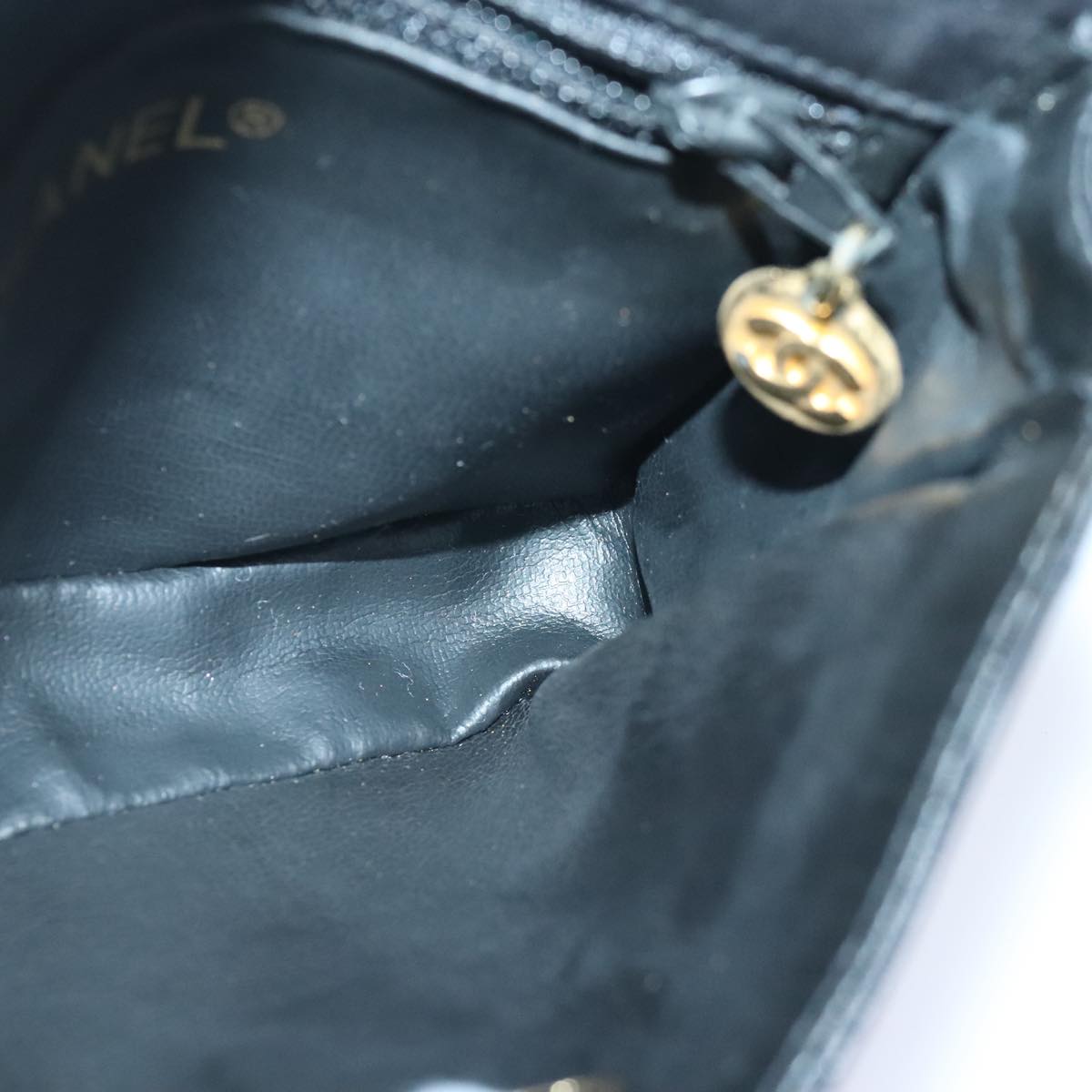 CHANEL Bicolore Chain Waist bag Leather Black Gold CC Auth 90785M
