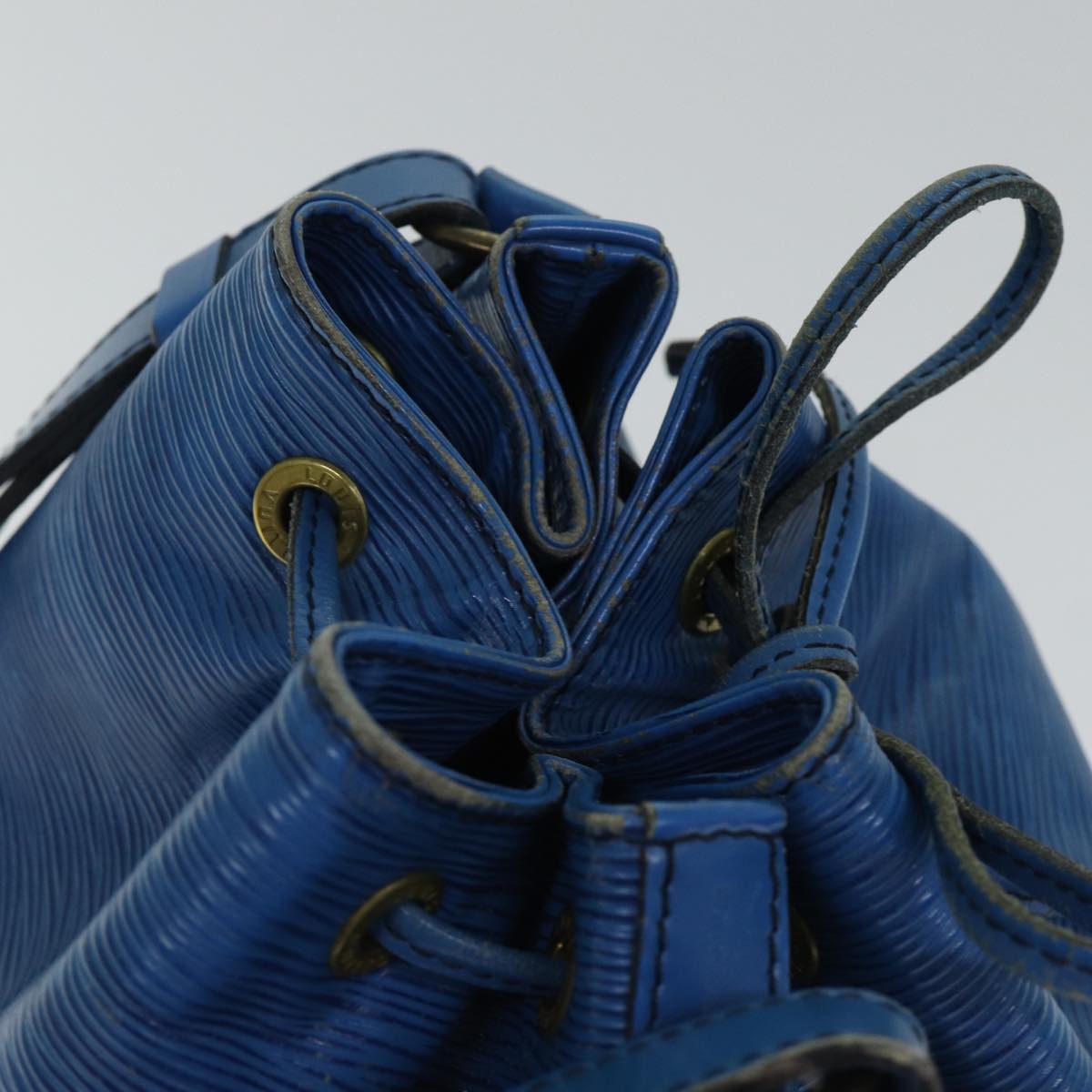 LOUIS VUITTON Epi Noe Shoulder Bag Toledo Blue M44005 LV Auth 91643