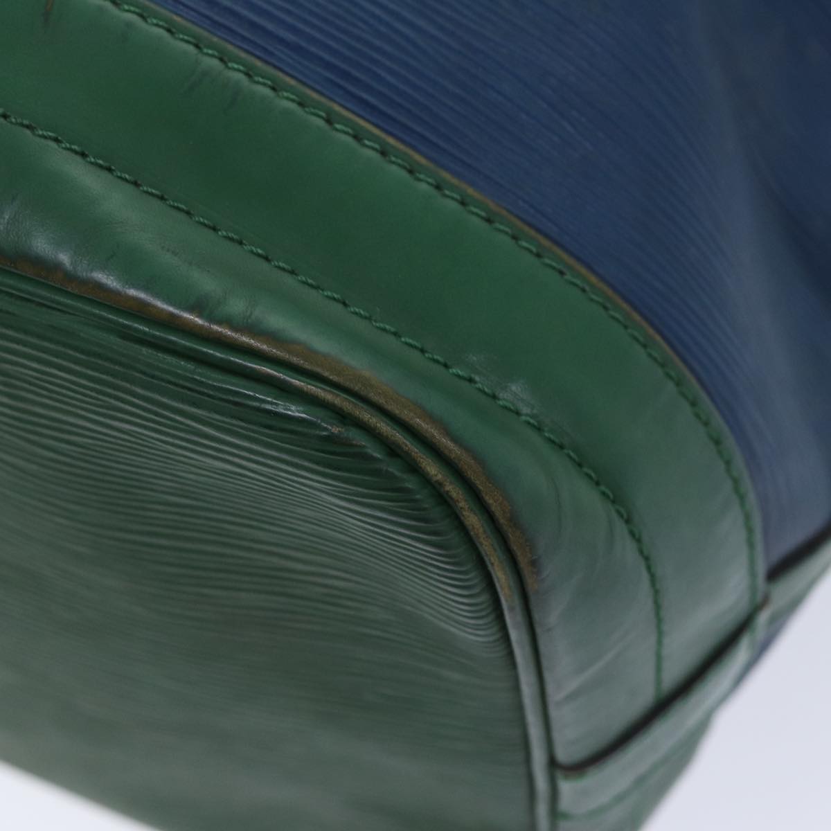 LOUIS VUITTON Epi Noe Shoulder Bag Bicolor Green Blue M44044 LV Auth 91699