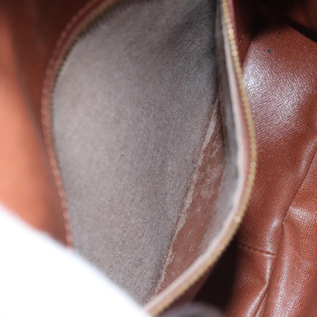 LOUIS VUITTON Monogram Saint Cloud GM Shoulder Bag M51242 LV Auth 91764