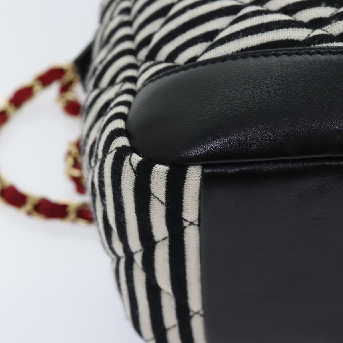CHANEL Matelasse Chain Shoulder Bag Cotton Black White CC Auth 92066SM