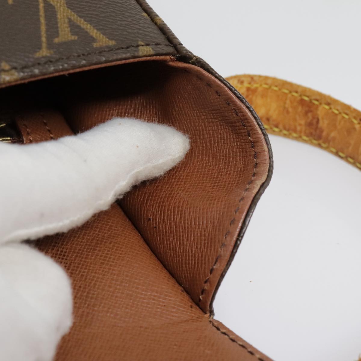 LOUIS VUITTON Monogram Saint Cloud GM Shoulder Bag M51242 LV Auth 92457