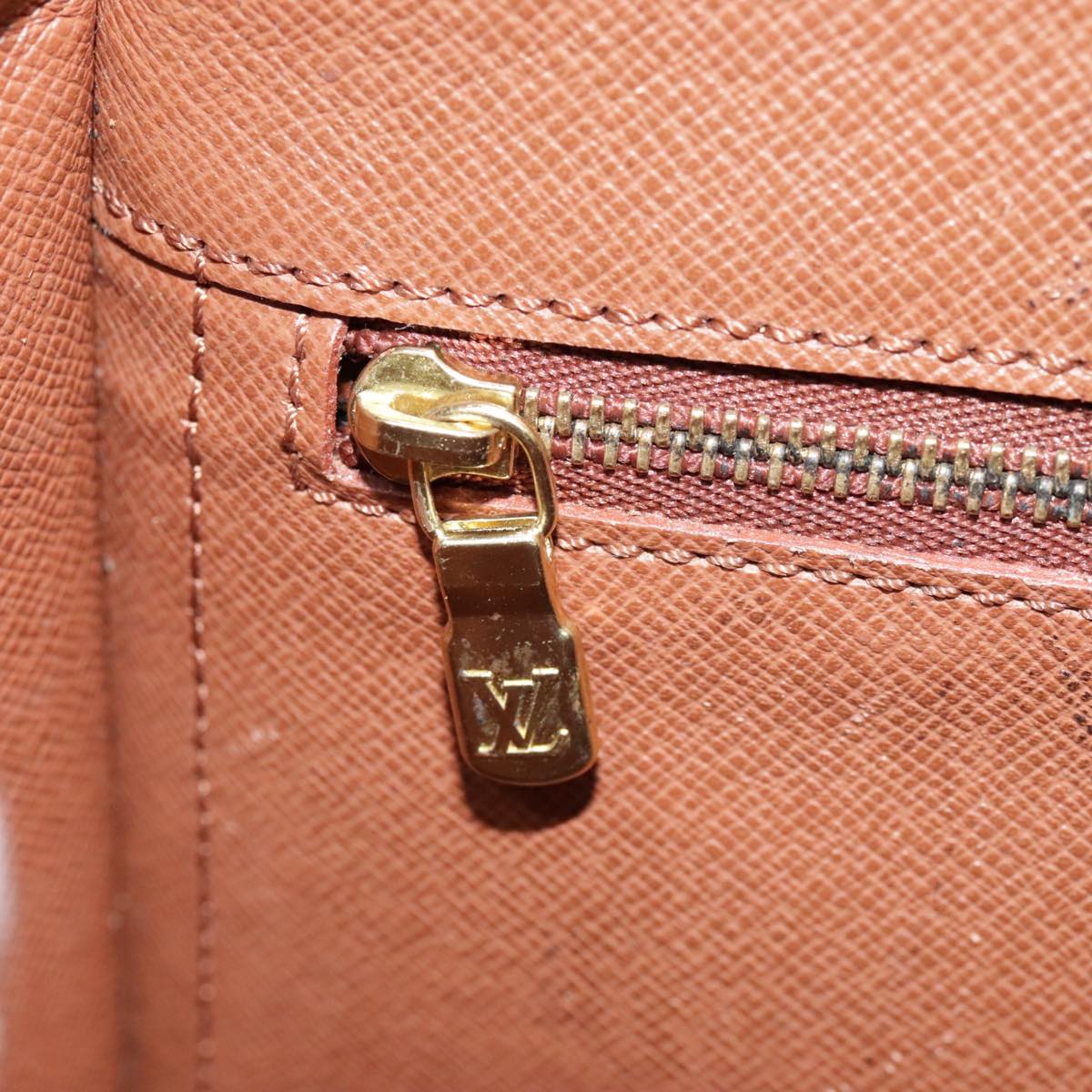 LOUIS VUITTON Monogram Saint Cloud GM Shoulder Bag M51242 LV Auth 92457