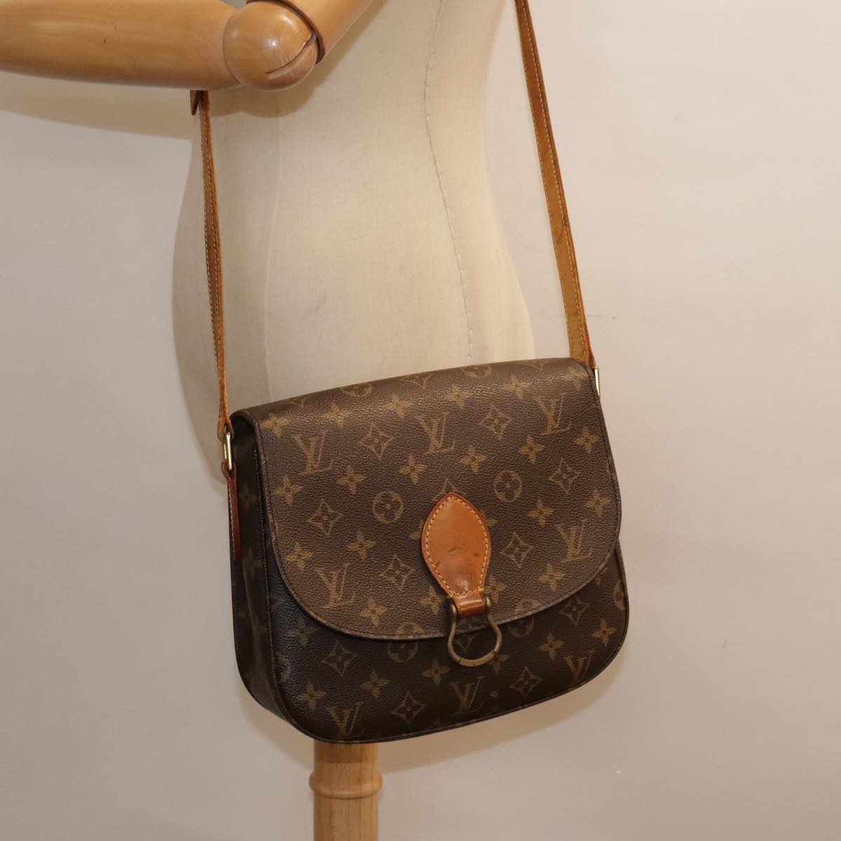 LOUIS VUITTON Monogram Saint Cloud GM Shoulder Bag M51242 LV Auth 92457