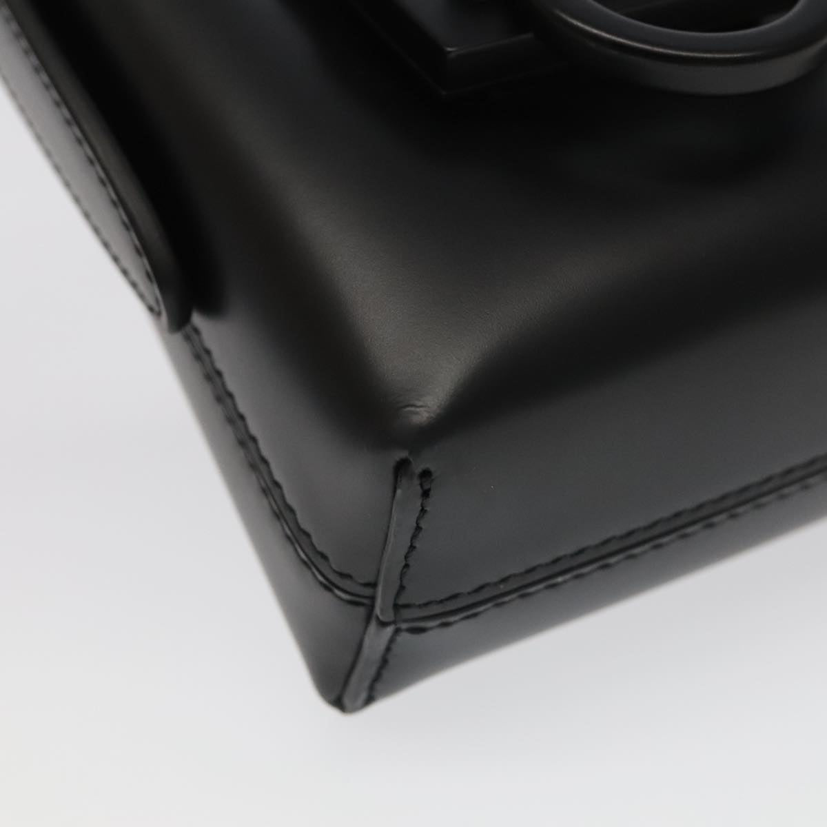 Salvatore Ferragamo Gancini Hand Bag Leather Black Auth 93834AM