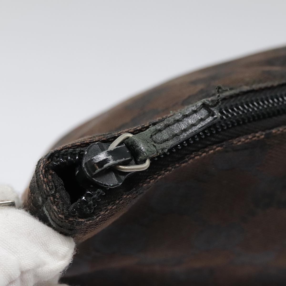 GUCCI GG Canvas Accessory Pouch Black Silver 039 1103 3903 Auth 94046