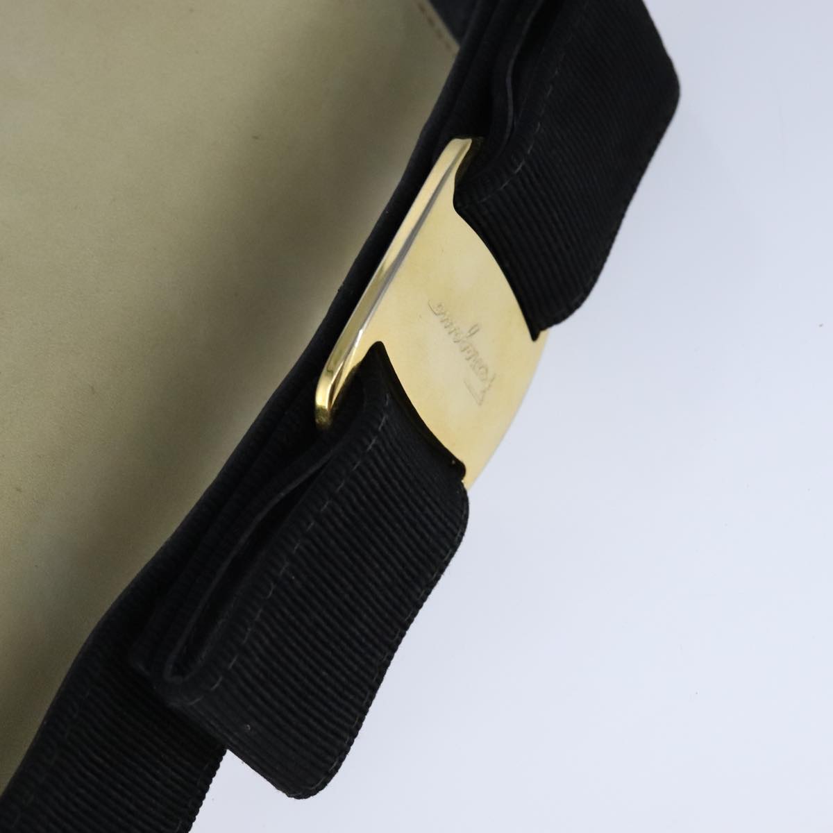 Salvatore Ferragamo Hand Bag Suede 2way Beige Auth 94147