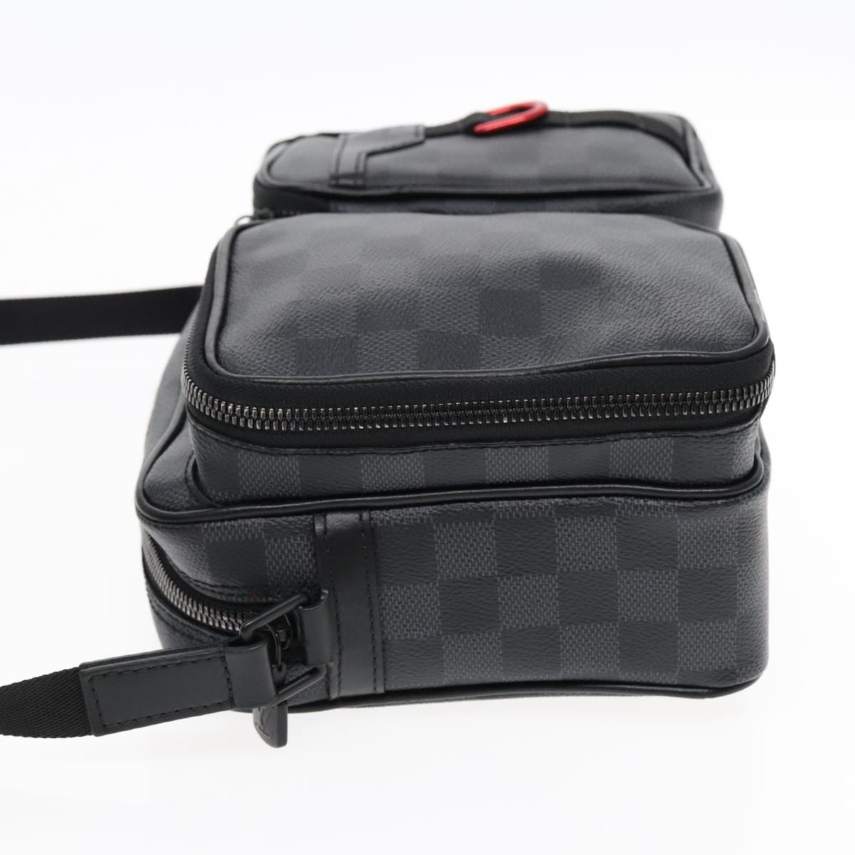 LOUIS VUITTON Damier Grafitte Utility Messenger Shoulder Bag M40280 Auth 94640SM