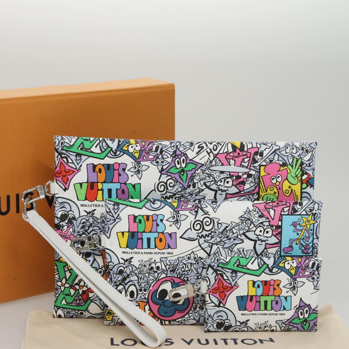 LOUIS VUITTON Monogram Comics Trio Amberop Clutch Bag White M82014 Auth 95129S