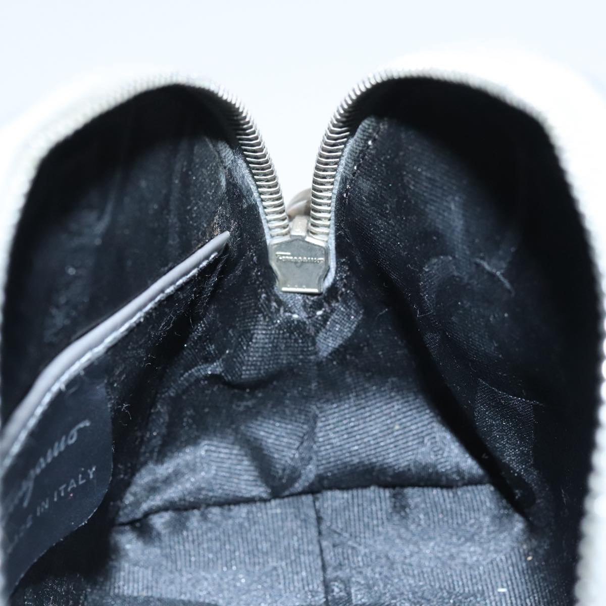 Salvatore Ferragamo Gancini Hand Bag Enamel Silver Auth 95159