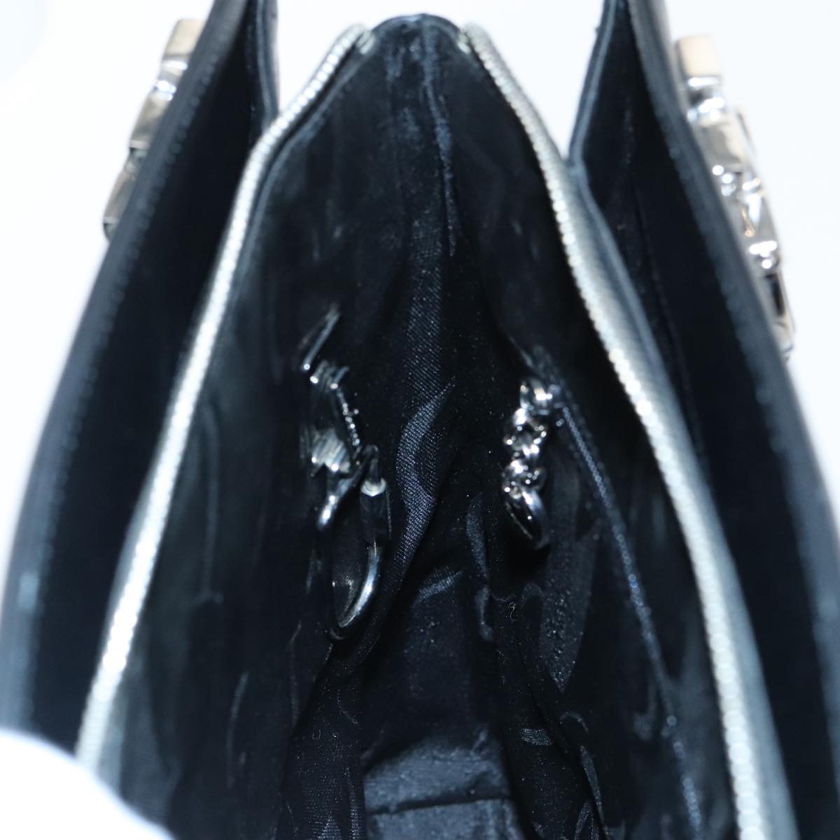 Salvatore Ferragamo Gancini Tote Bag Leather Black Silver Auth 95430