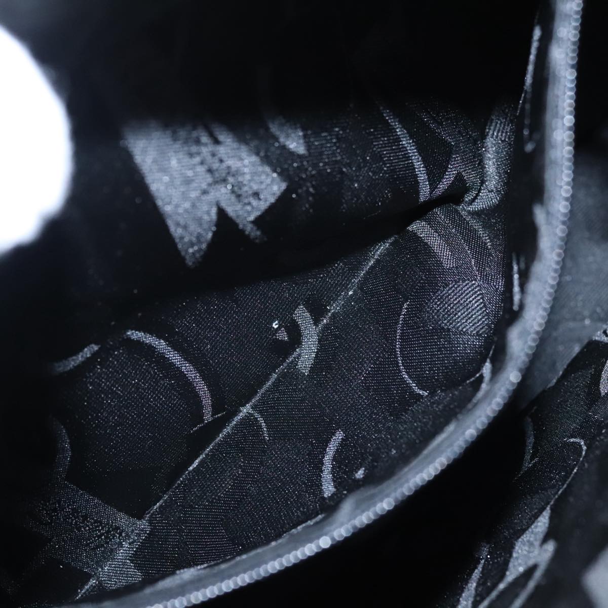 Salvatore Ferragamo Gancini Tote Bag Leather Black Silver Auth 95430