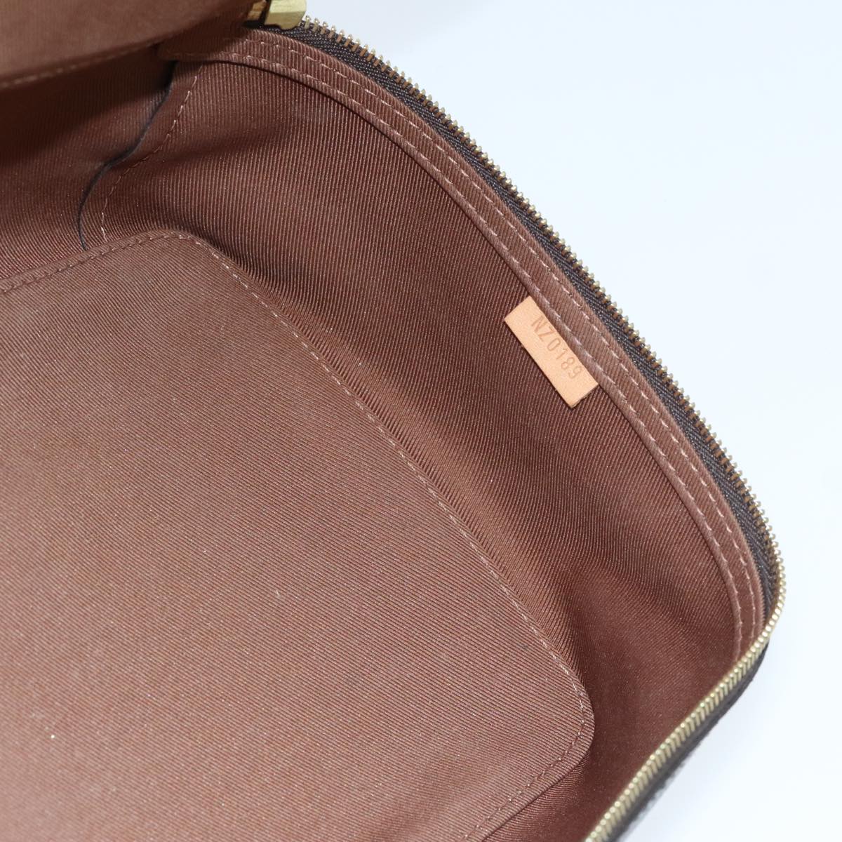 LOUIS VUITTON Monogram Cube Derangemont MM Pouch M43689 LV Auth 96046