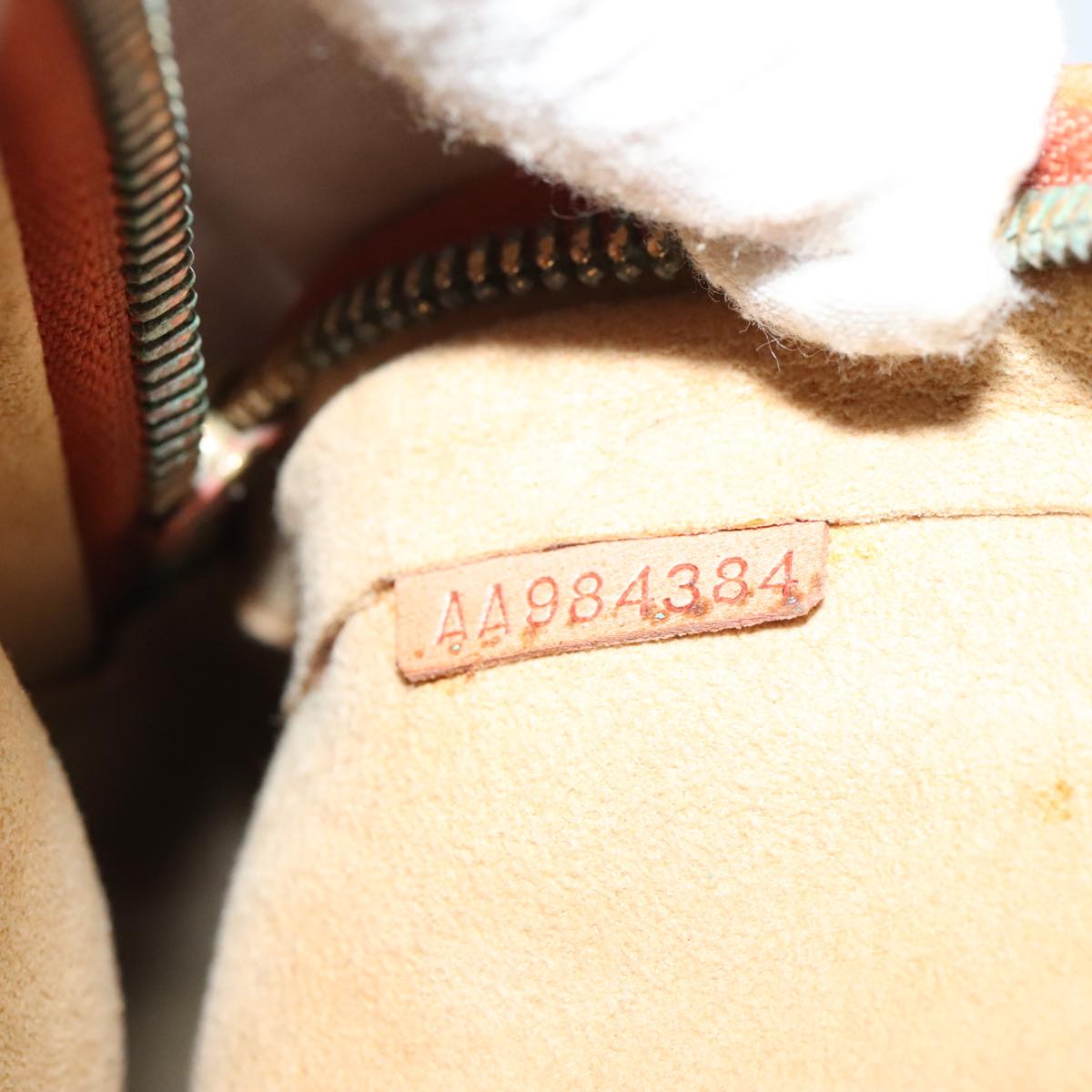 LOUIS VUITTON Nomad Reporter GM Shoulder Bag SPO Beige LV Auth 96049AV