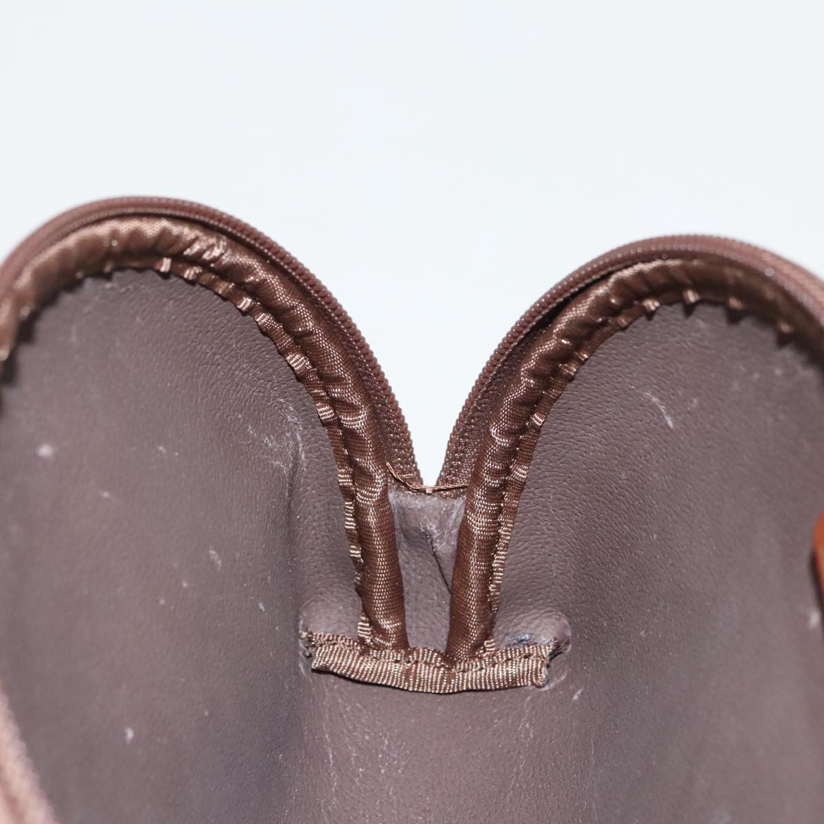 Burberrys Nova Check Pouch PVC Beige Gold Auth 96598