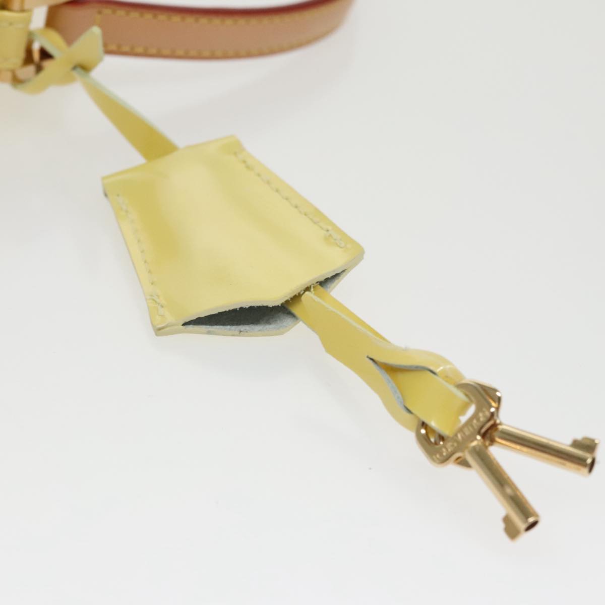 LOUIS VUITTON Monogram Vernis Spring Street Bag Lime Yellow M91068 Auth 96889