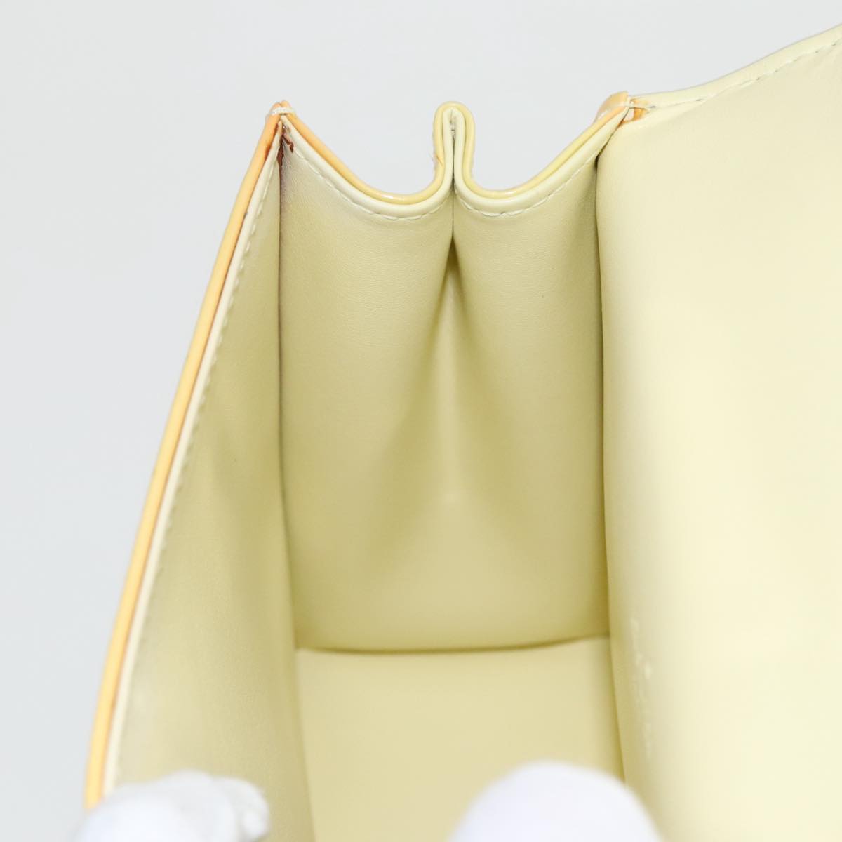 LOUIS VUITTON Monogram Vernis Spring Street Bag Lime Yellow M91068 Auth 96889