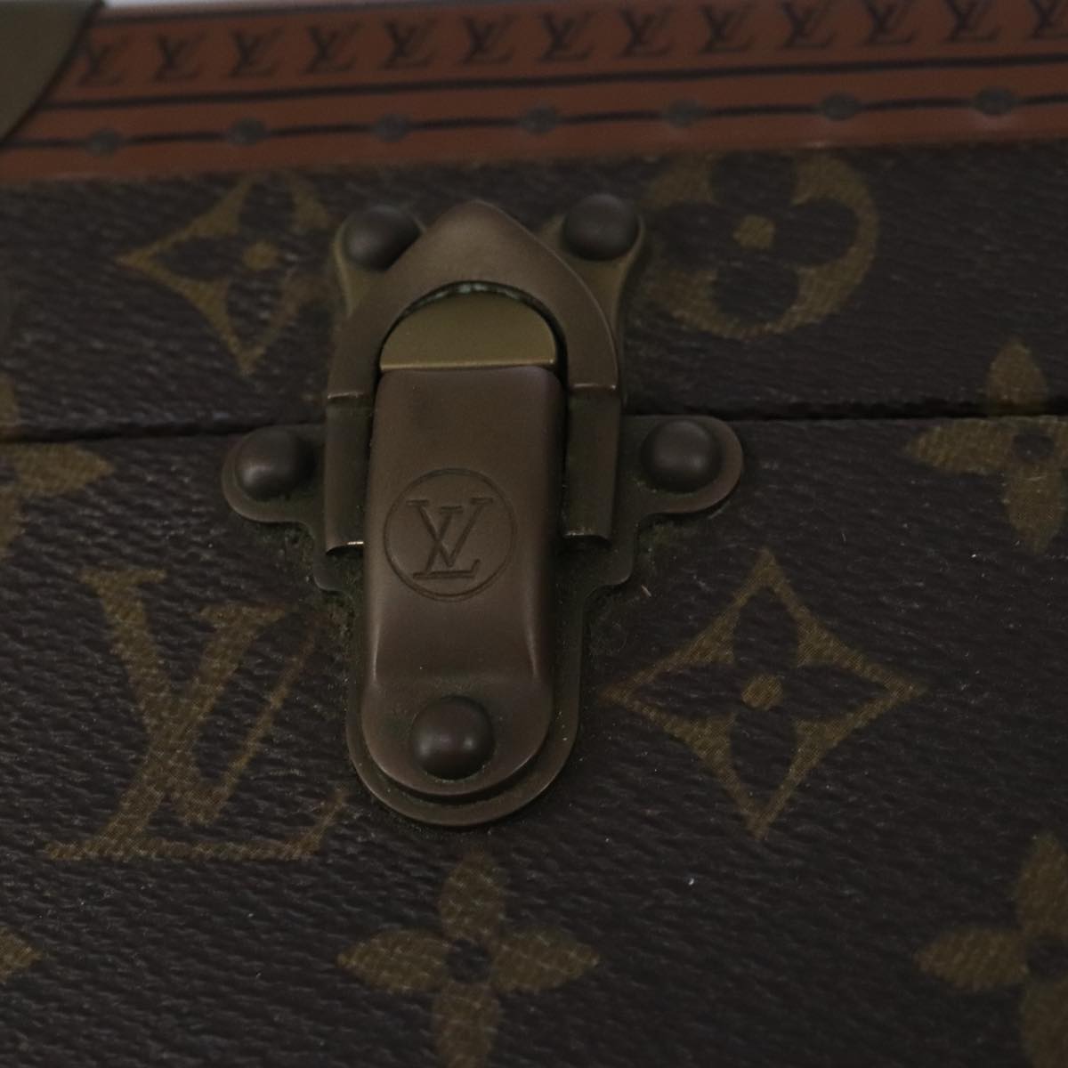 LOUIS VUITTON Monogram Bisten 50 Trunk M21328 LV Auth 97363V