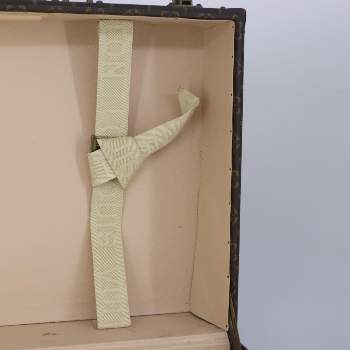 LOUIS VUITTON Monogram Bisten 50 Trunk M21328 LV Auth 97363A