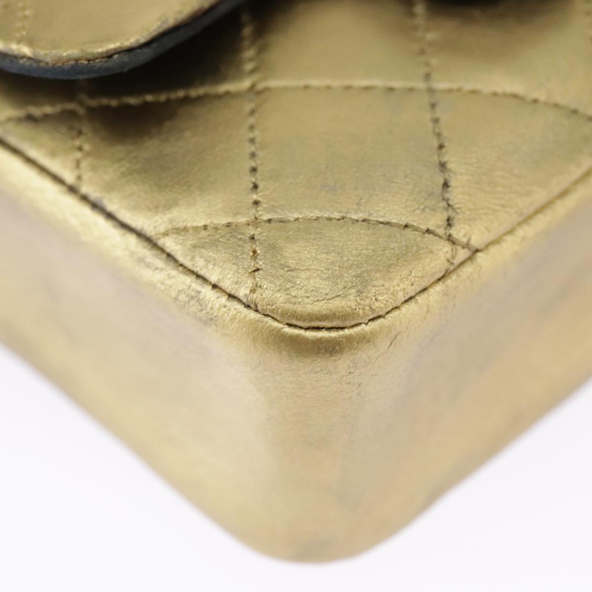 CHANEL Matelasse Hand Bag Leather Gold CC Auth 97386