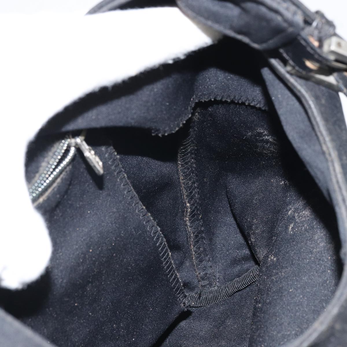 FENDI Mamma Baguette Shoulder Bag Leather Black Silver Auth 97412
