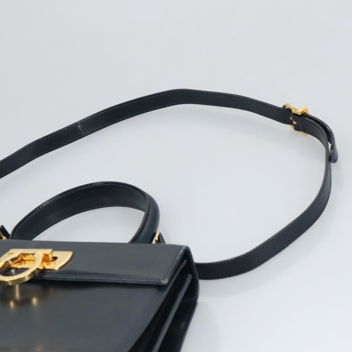 Salvatore Ferragamo Gancini Hand Bag Leather 2way Navy Gold Auth 98125