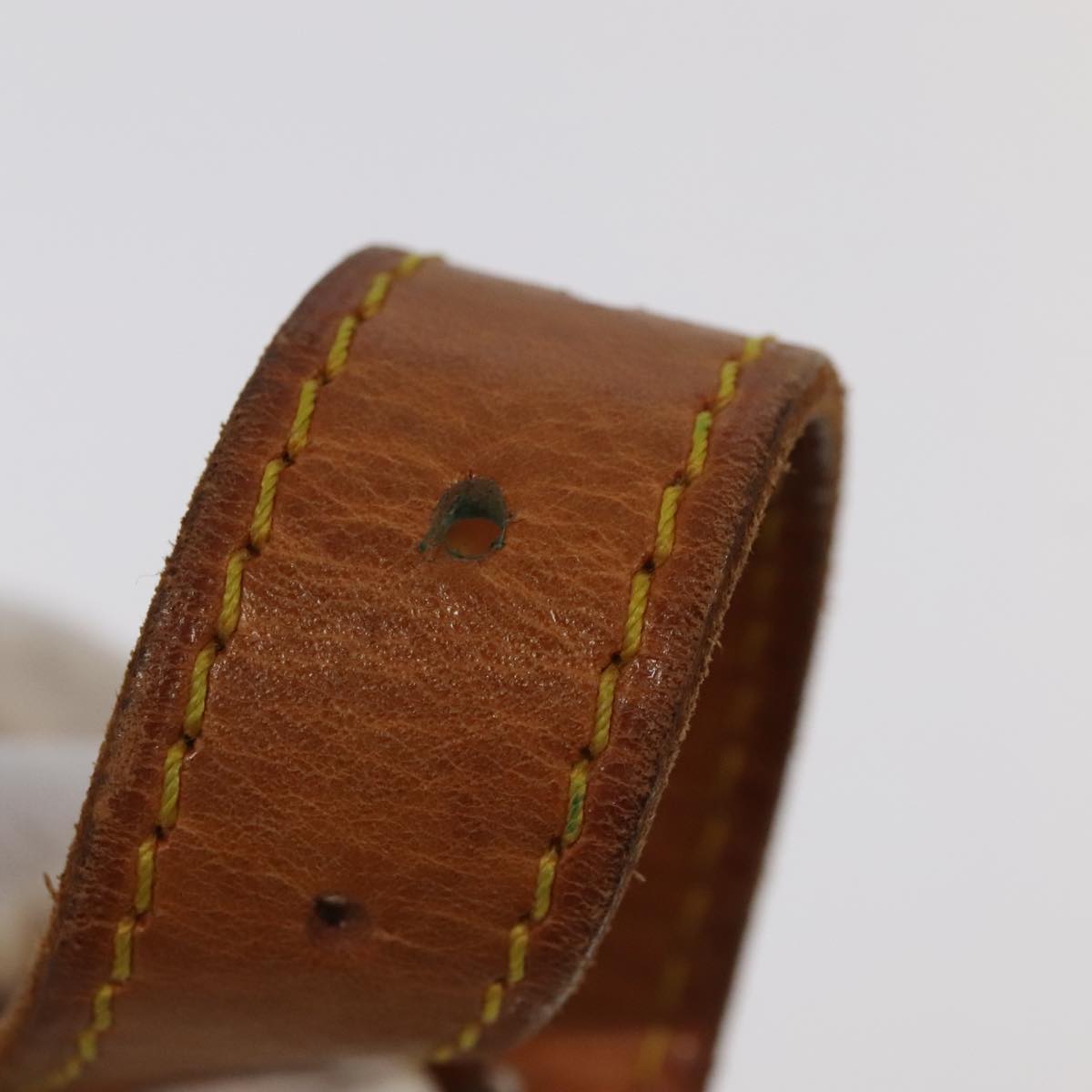 LOUIS VUITTON Adjustable Shoulder Strap Leather 32.7""""""""-40.2"""""""" Beige Auth 99547