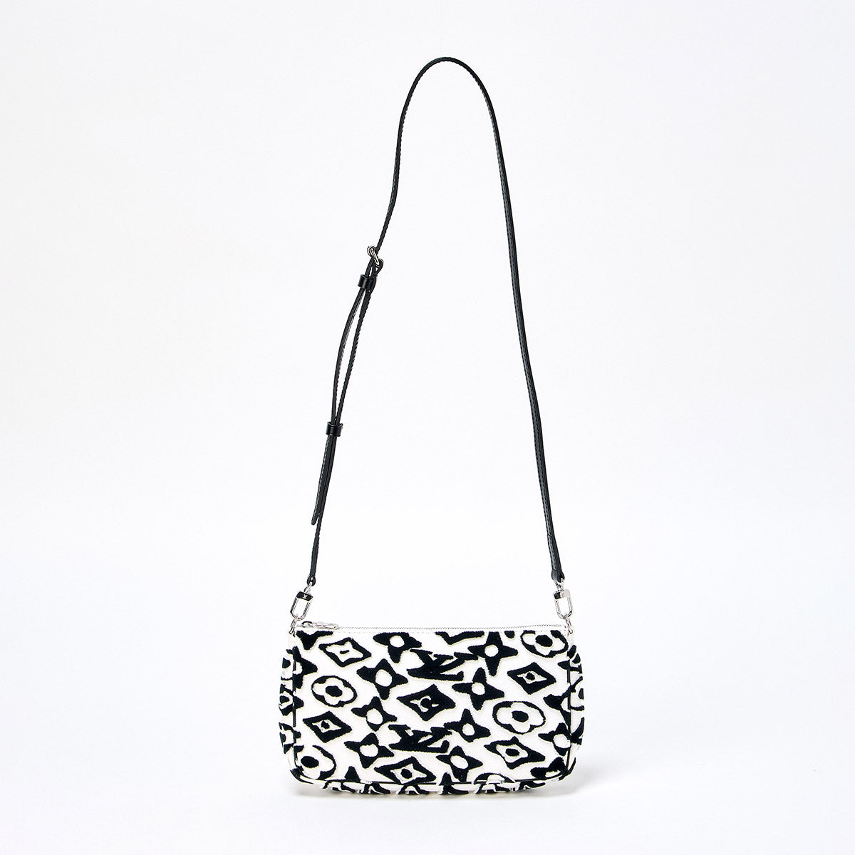 LOUIS VUITTON Pochette Accessoires Monogram 2021 Shoulder Bag White Black Silver Monogram Auth