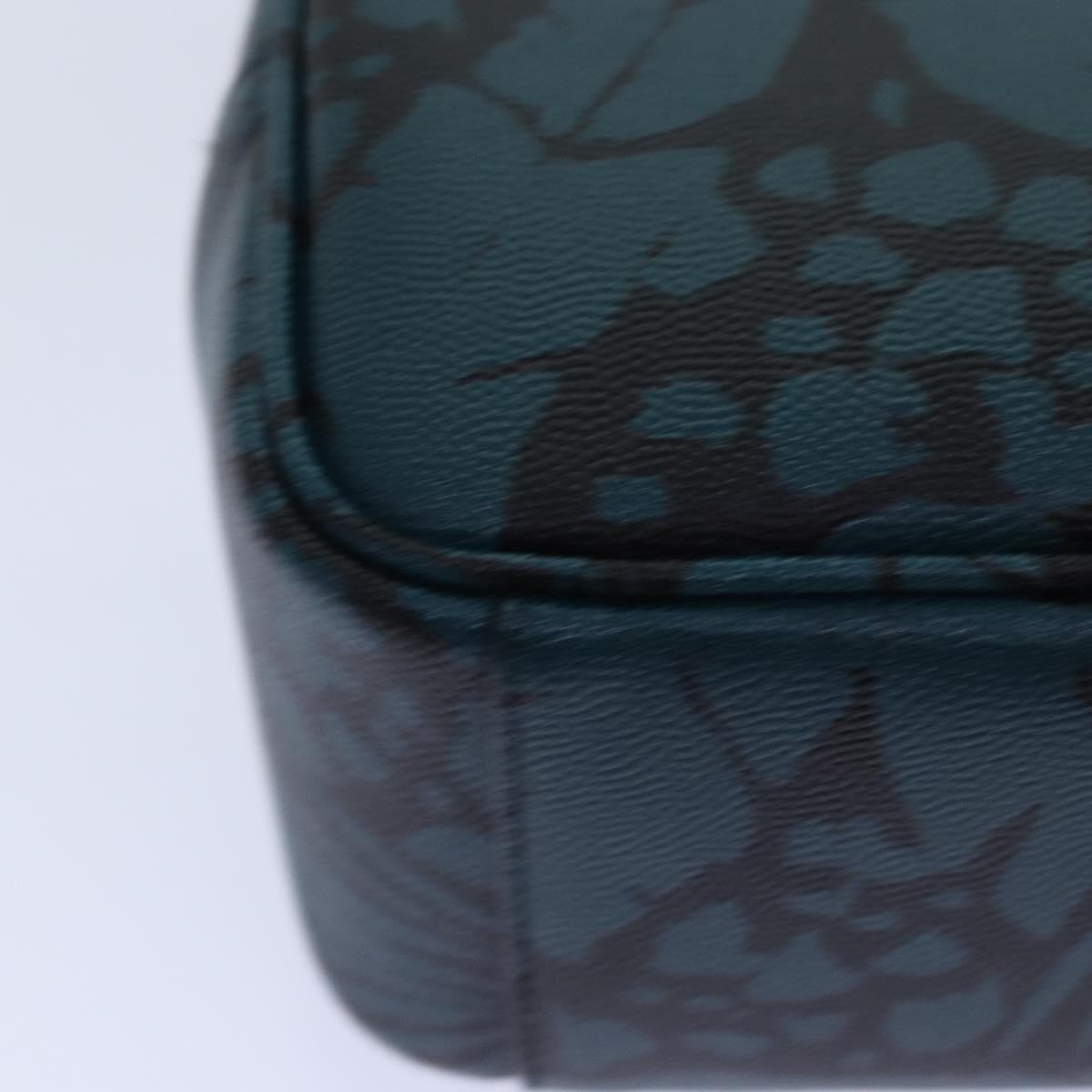 SAINT LAURENT Pouch PVC Green Auth ac3173