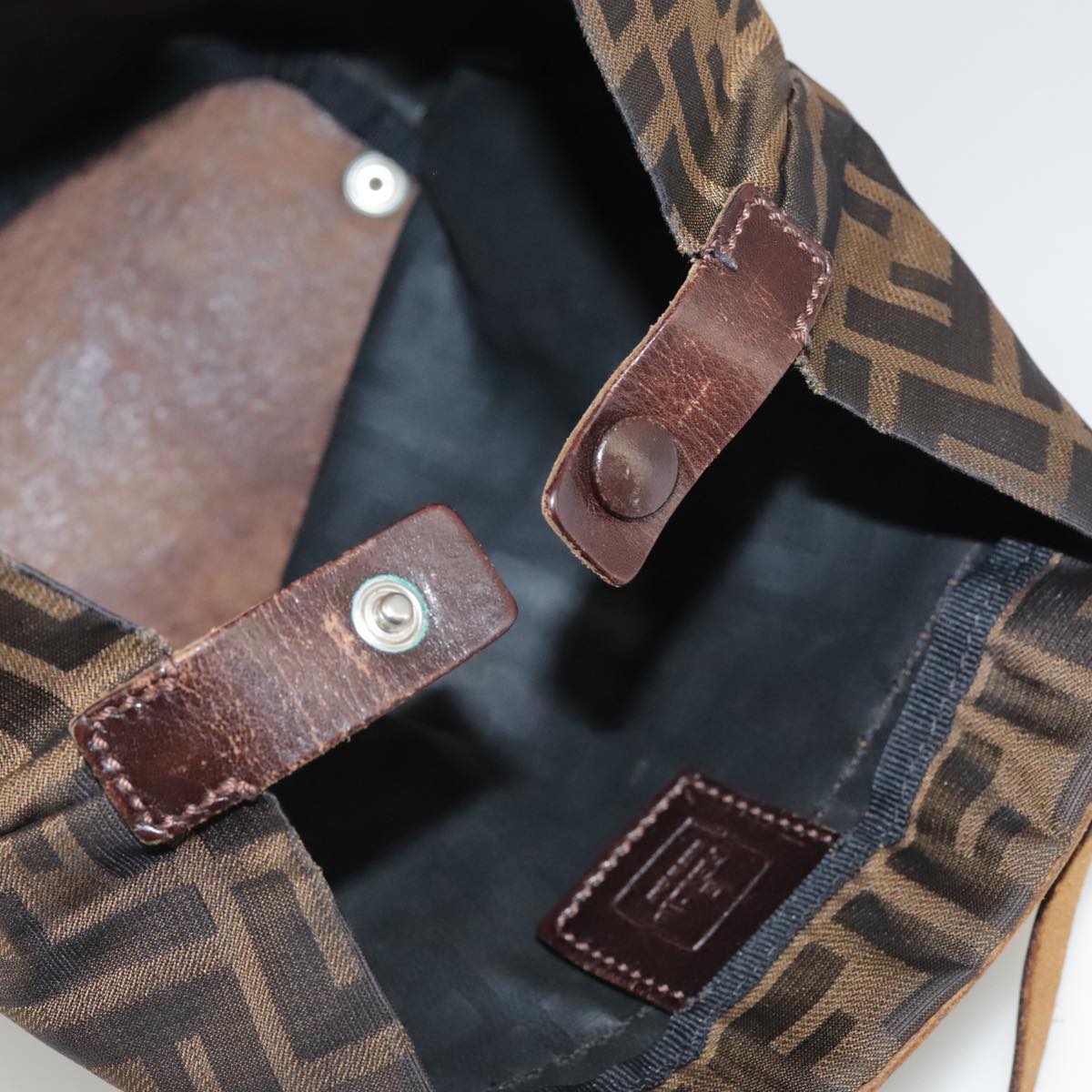 FENDI Zucca Canvas Hand Bag Brown Black Auth ac3445