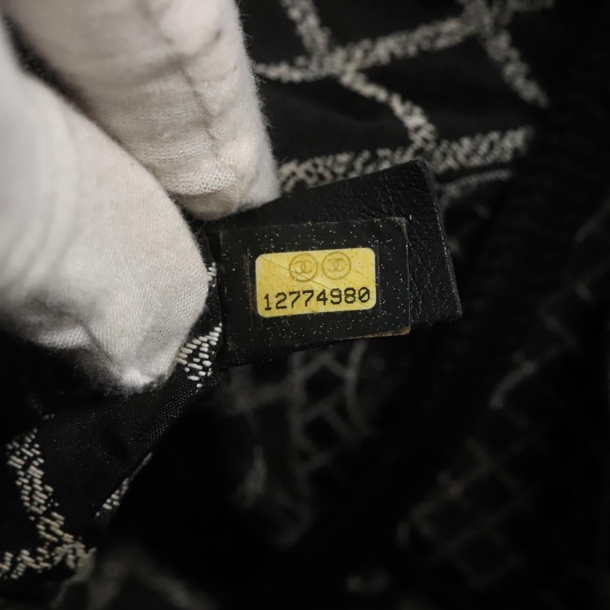 CHANEL Tote Bag Leather White Silver CC Auth ac3702