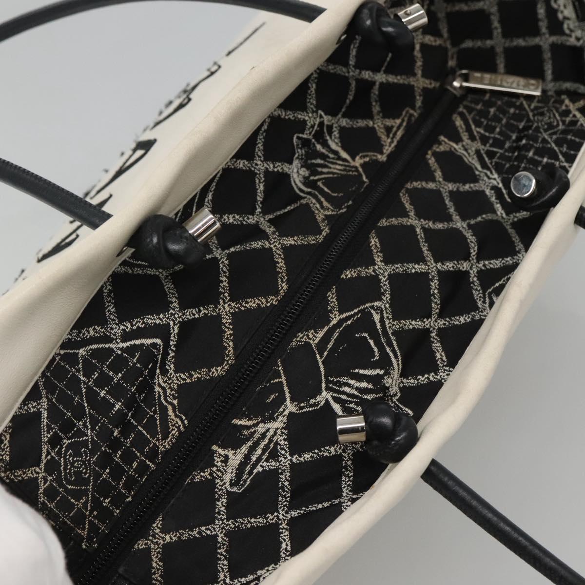 CHANEL Tote Bag Leather White Silver CC Auth ac3702