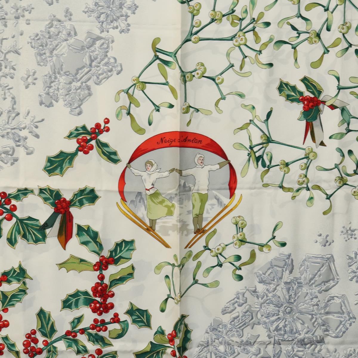 HERMES Carre 90 Scarf ""Neige d'Antan"" Silk Navy Auth ac3734