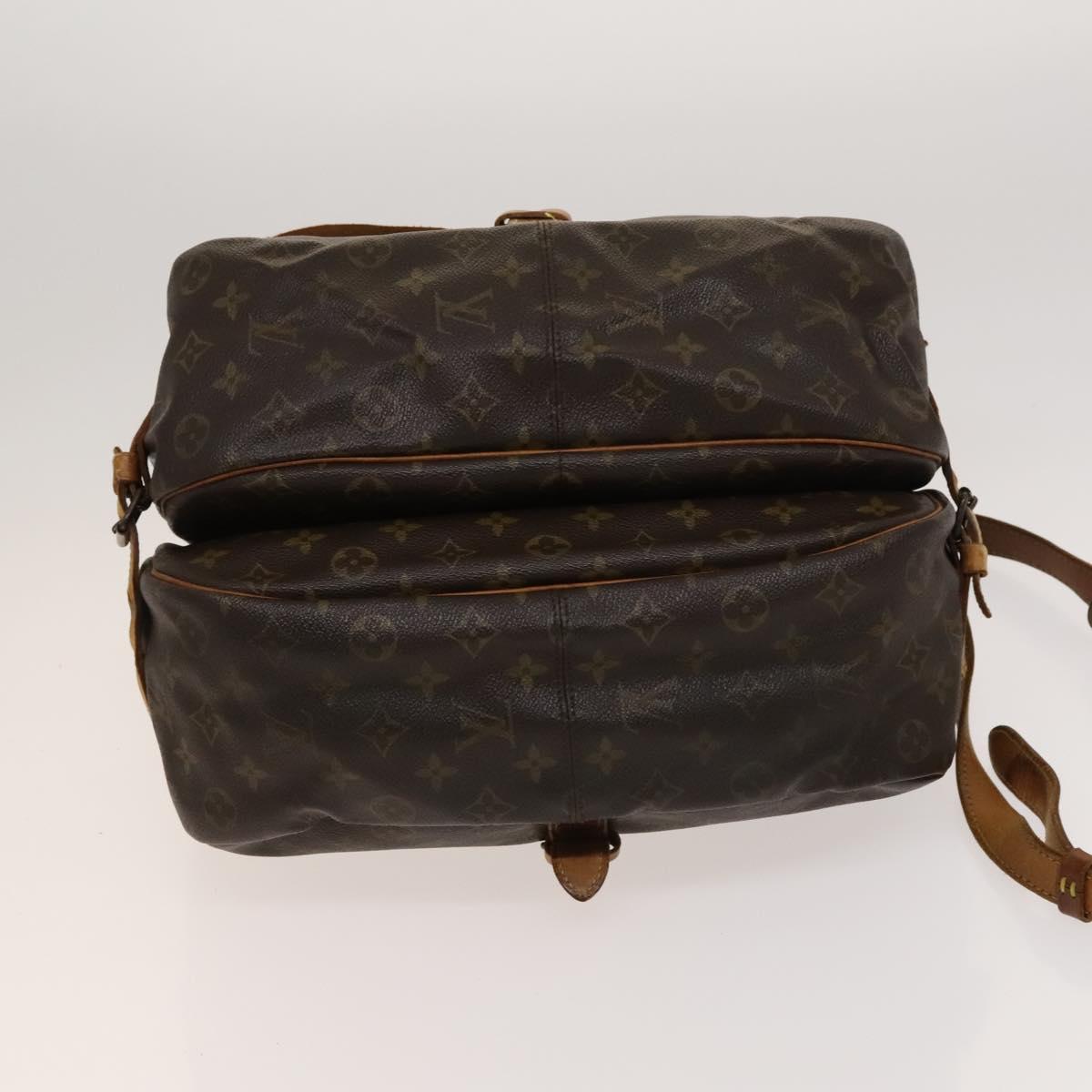 LOUIS VUITTON Monogram Saumur 35 Shoulder Bag M42254 LV Auth ac3749