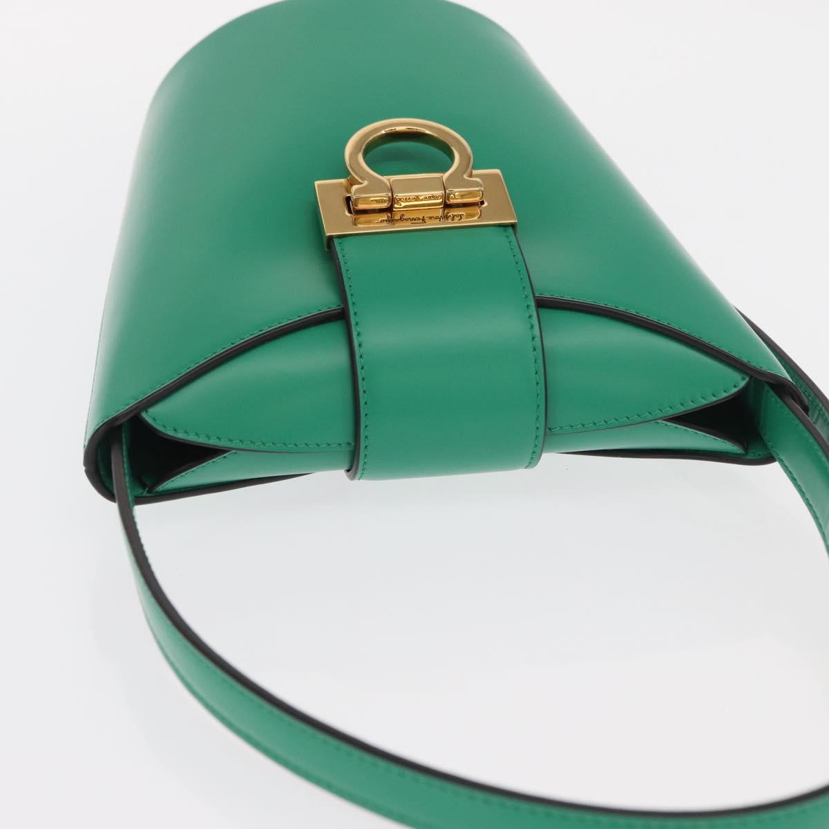 Salvatore Ferragamo Gancini trifolio Hand Bag Leather Green Gold Auth am10228V
