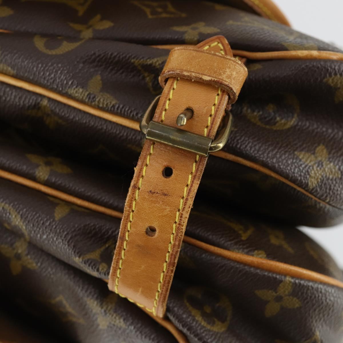 LOUIS VUITTON Monogram Saumur 30 Shoulder Bag M42256 LV Auth am10418
