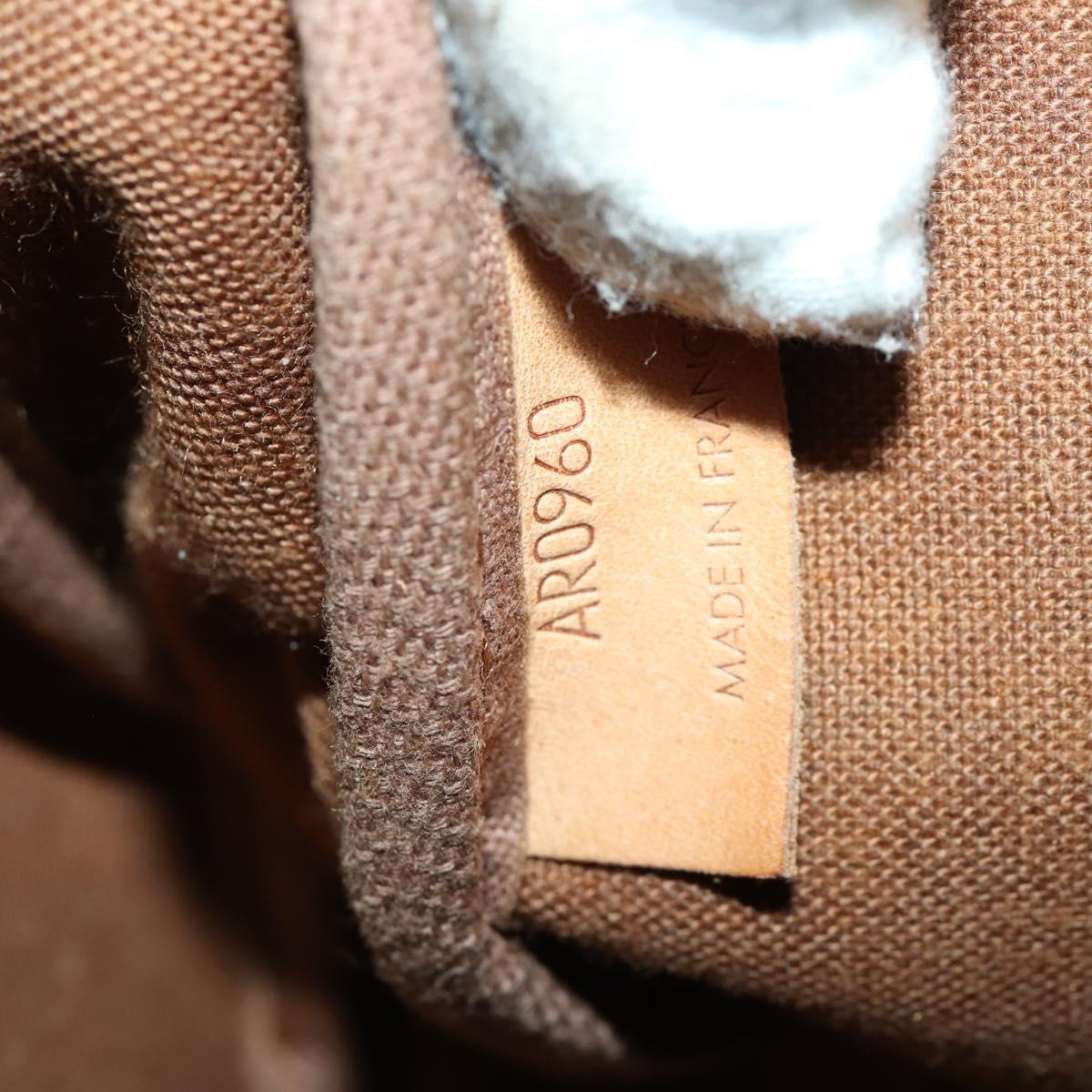 LOUIS VUITTON Monogram Saumur 30 Shoulder Bag M42256 LV Auth am10418