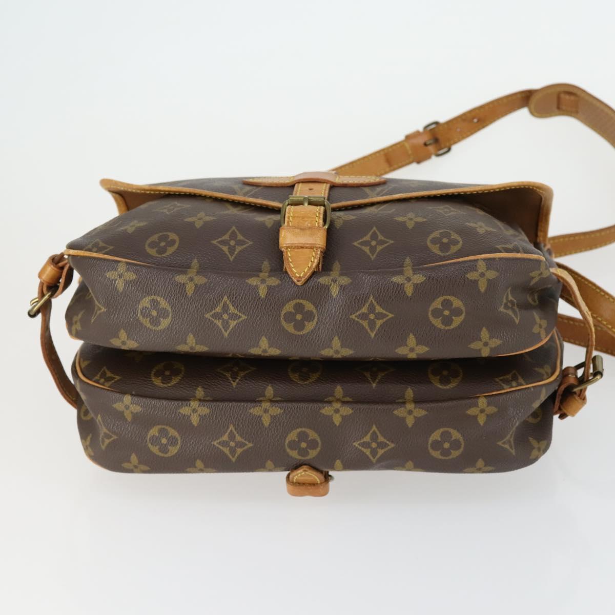 LOUIS VUITTON Monogram Saumur 30 Shoulder Bag M42256 LV Auth am10418