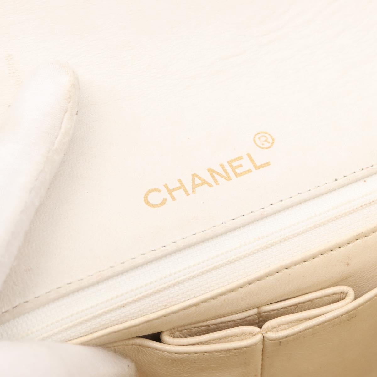 CHANEL Matelasse Turn Lock Chain Bag Lamb Skin White Gold CC Auth am10500