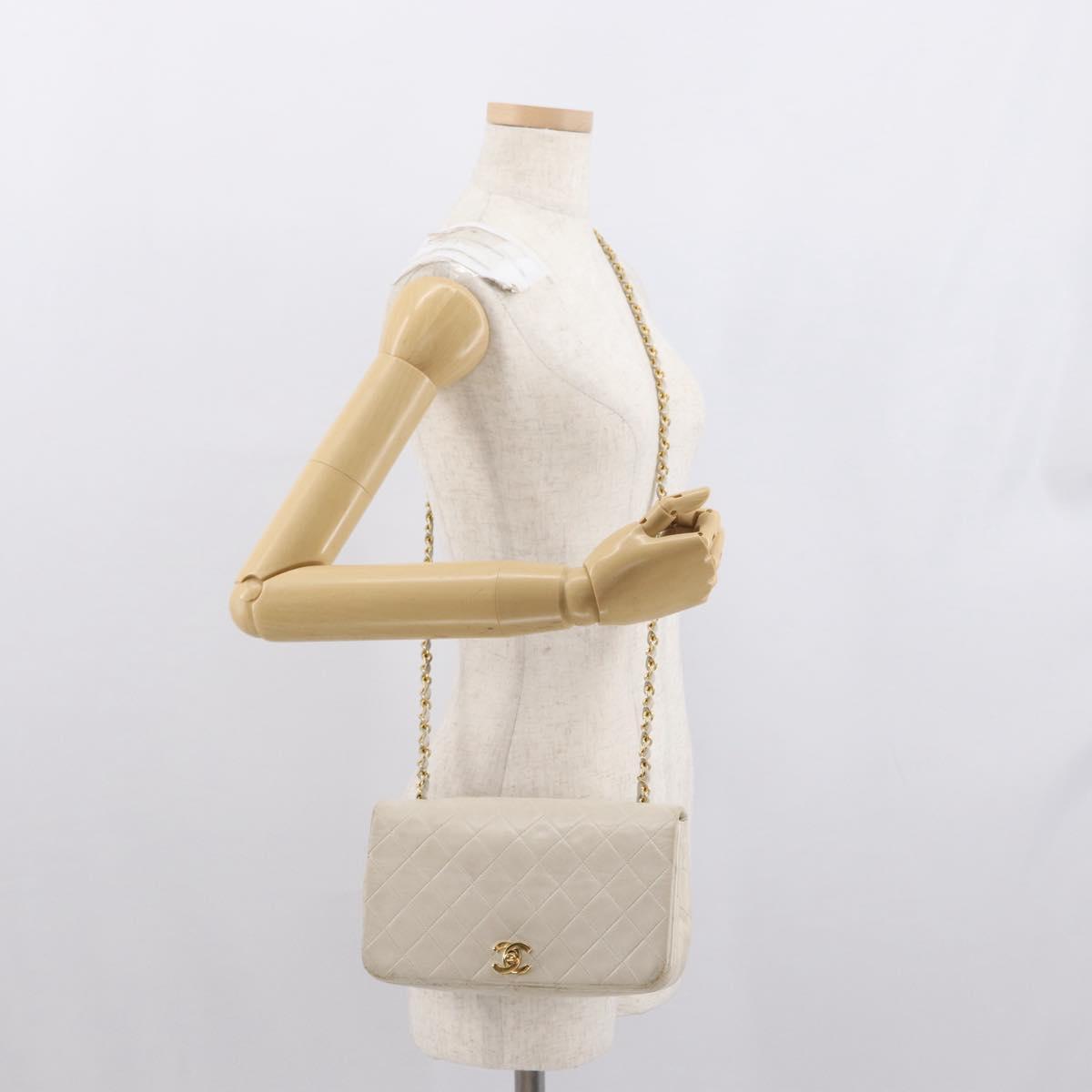 CHANEL Matelasse Turn Lock Chain Bag Lamb Skin White Gold CC Auth am10500