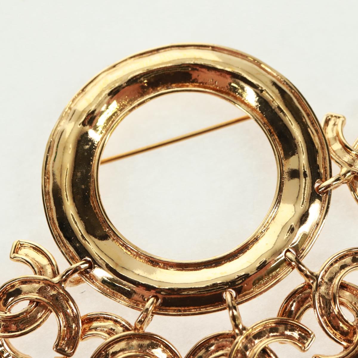 CHANEL CC5 Circle Brooch metal Gold CC Auth am10571V