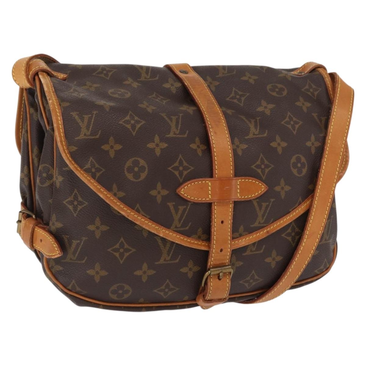 LOUIS VUITTON Monogram Saumur 30 Shoulder Bag M42256 LV Auth am10631