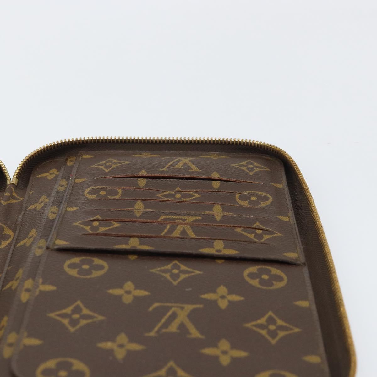 LOUIS VUITTON Monogram Poche Escapade Travel Case M60113 LV Auth am10772
