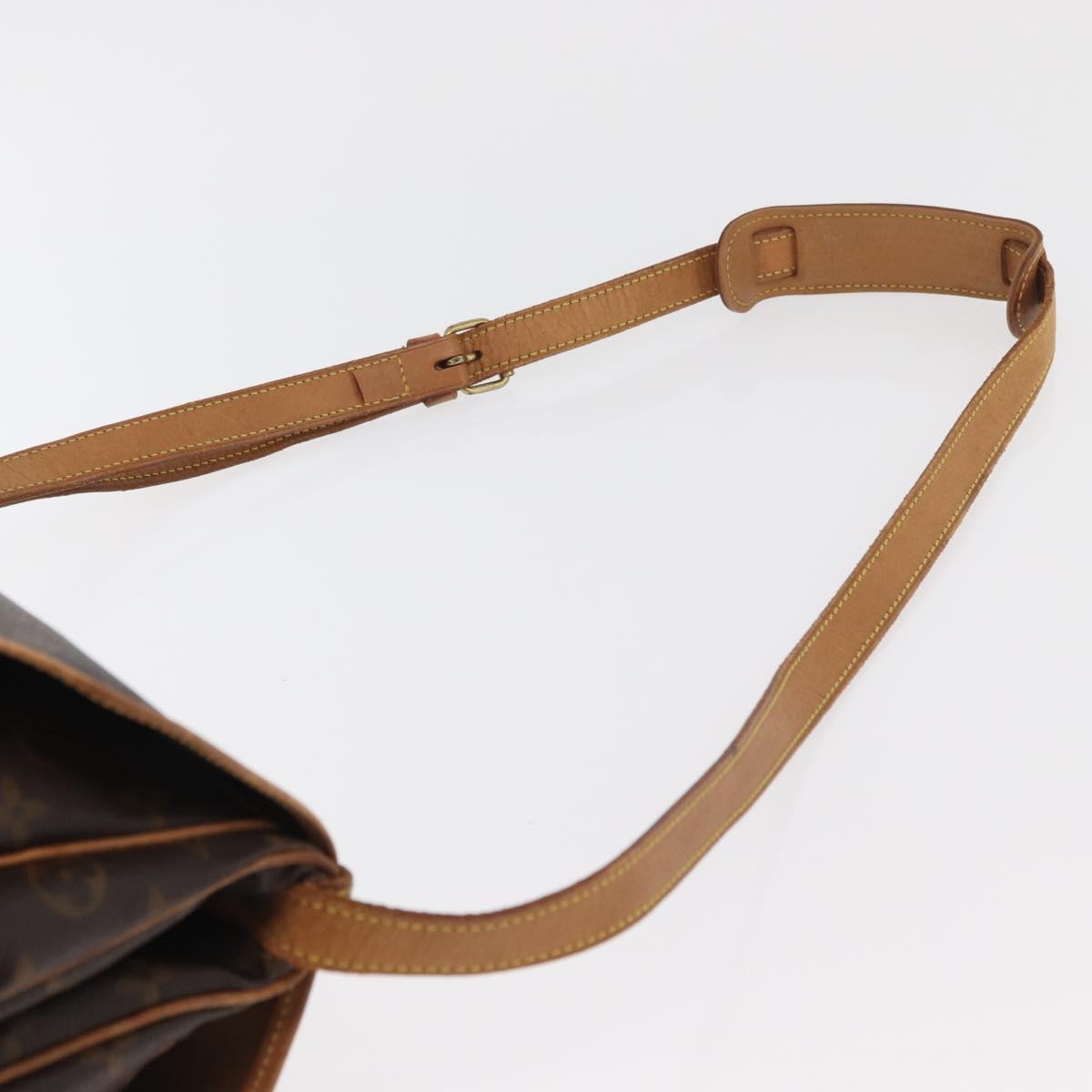 LOUIS VUITTON Monogram Saumur 30 Shoulder Bag M42256 LV Auth am11407A