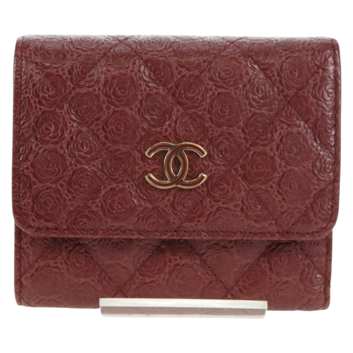 CHANEL Camelia Trifold Wallet Leather Bordeaux Gold CC Auth am11479M