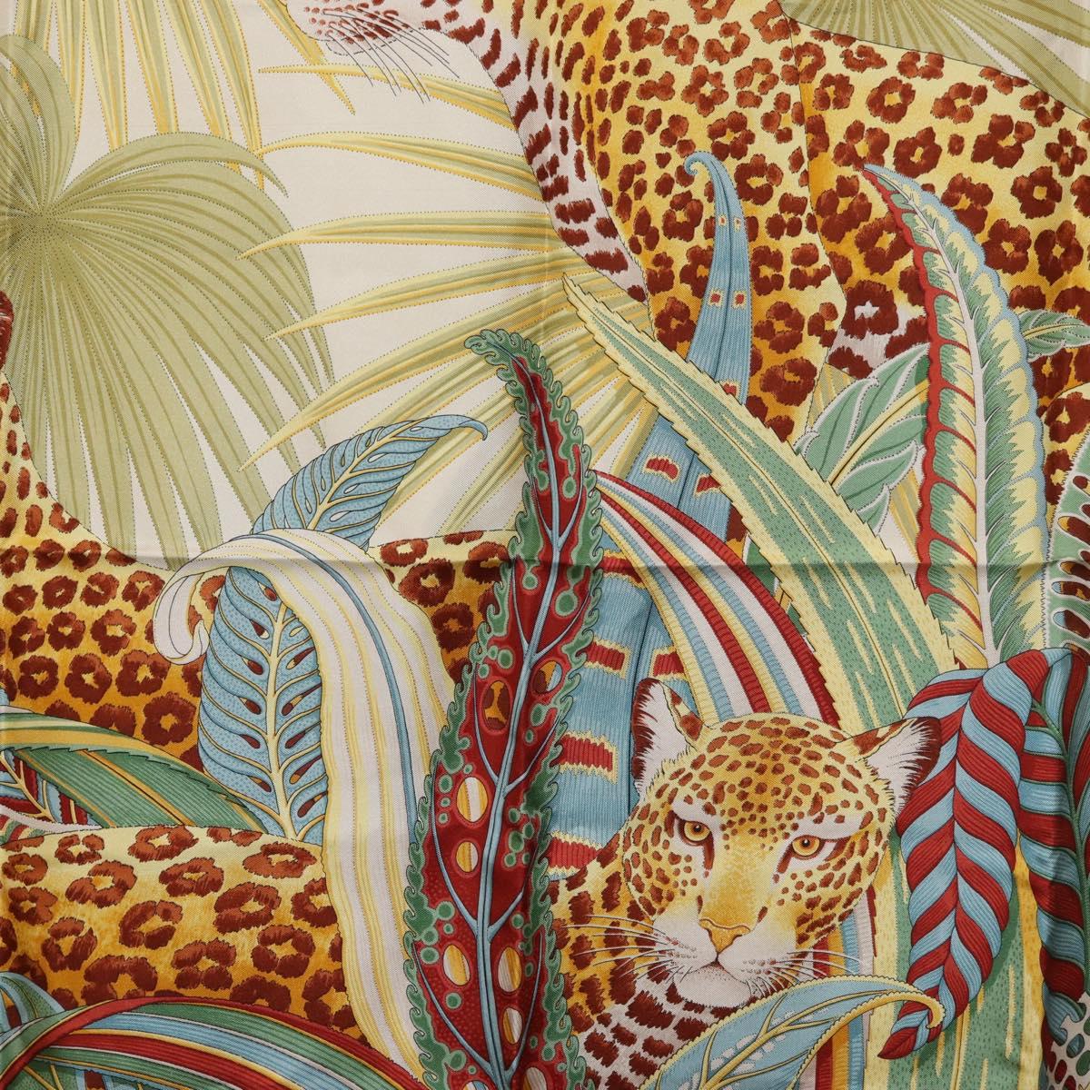 Salvatore Ferragamo Scarf Silk Navy Auth am11615A