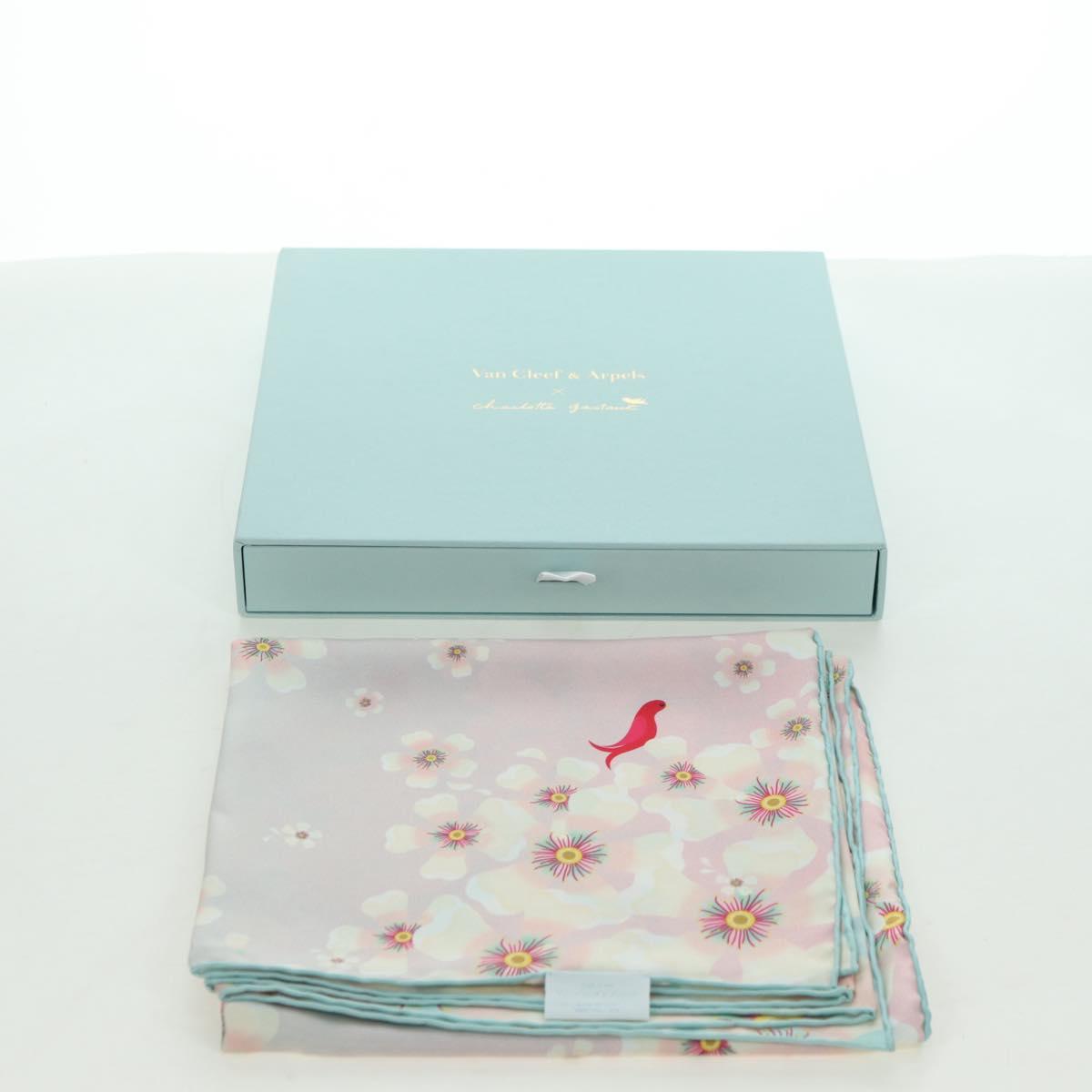Van Cleef & Arpels Scarf Silk Light Blue Auth am11617M
